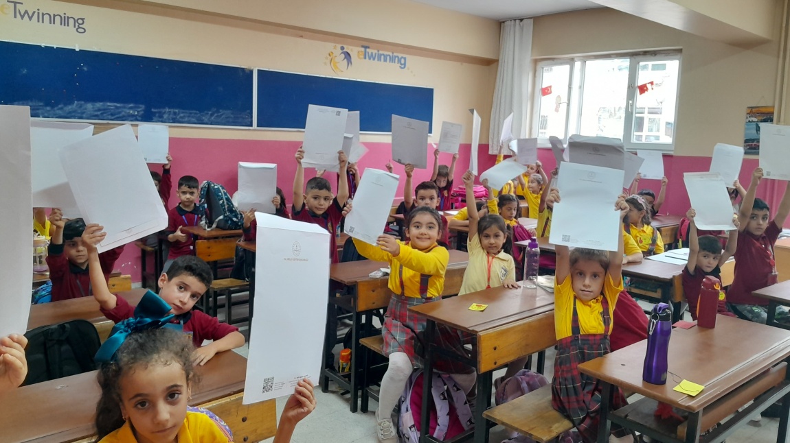 1-E SINIFIMIZDAN ÇEŞİTLİ ETKİNLİKLER